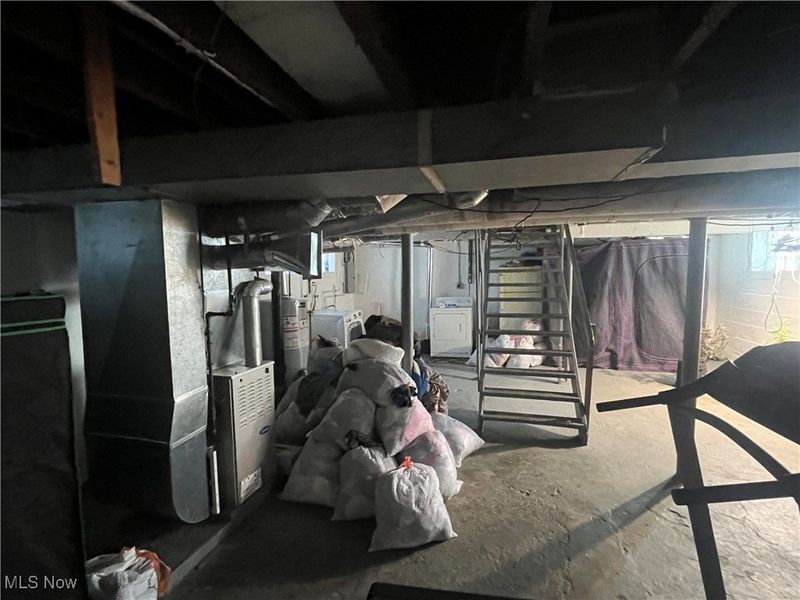 7409 Dearborn Avenue, Cleveland, OH 44102 Photo 39