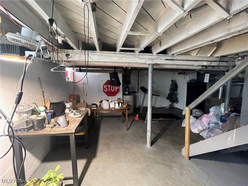 7409 Dearborn Avenue, Cleveland, OH 44102 Photo 42