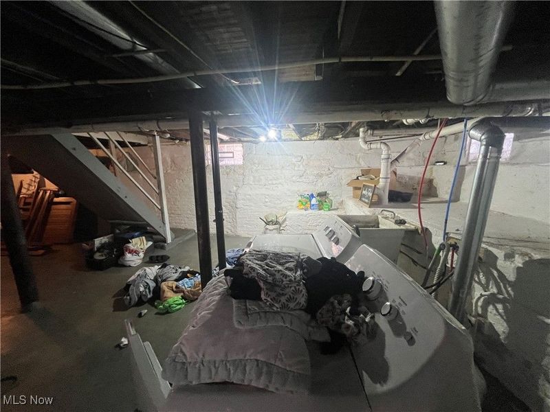 7704 Brinsmade Avenue, Cleveland, OH 44102 Photo 25