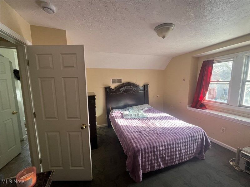 7704 Brinsmade Avenue, Cleveland, OH 44102 Photo 28