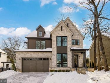 5206 12TH STREET N, ARLINGTON, VA 22205