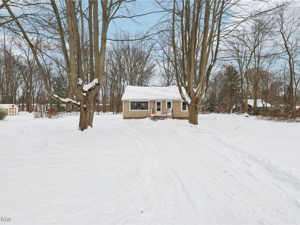 4623 Martin Drive, North Olmsted, OH 44070