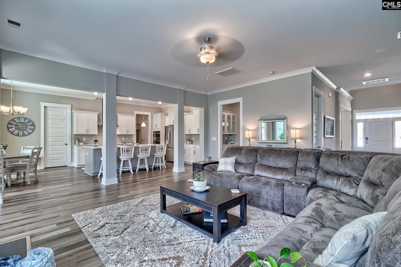 620 Sterling Brook Drive Photo 11