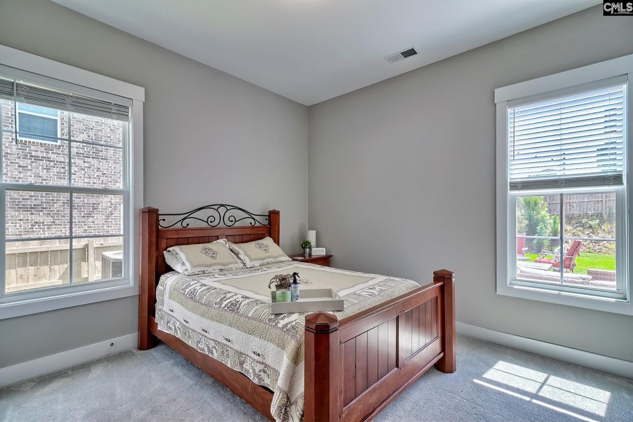 620 Sterling Brook Drive Photo 32