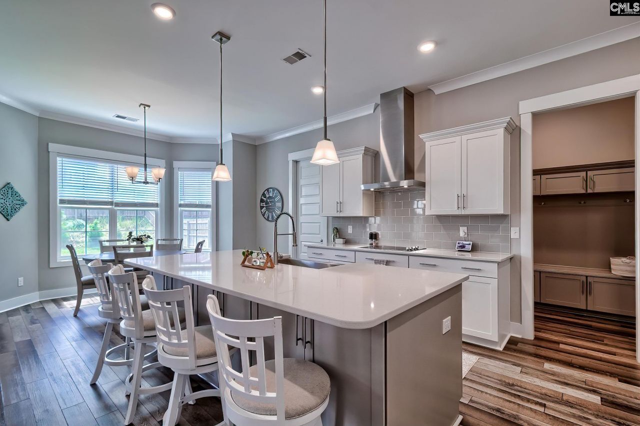 620 Sterling Brook Drive Photo 6