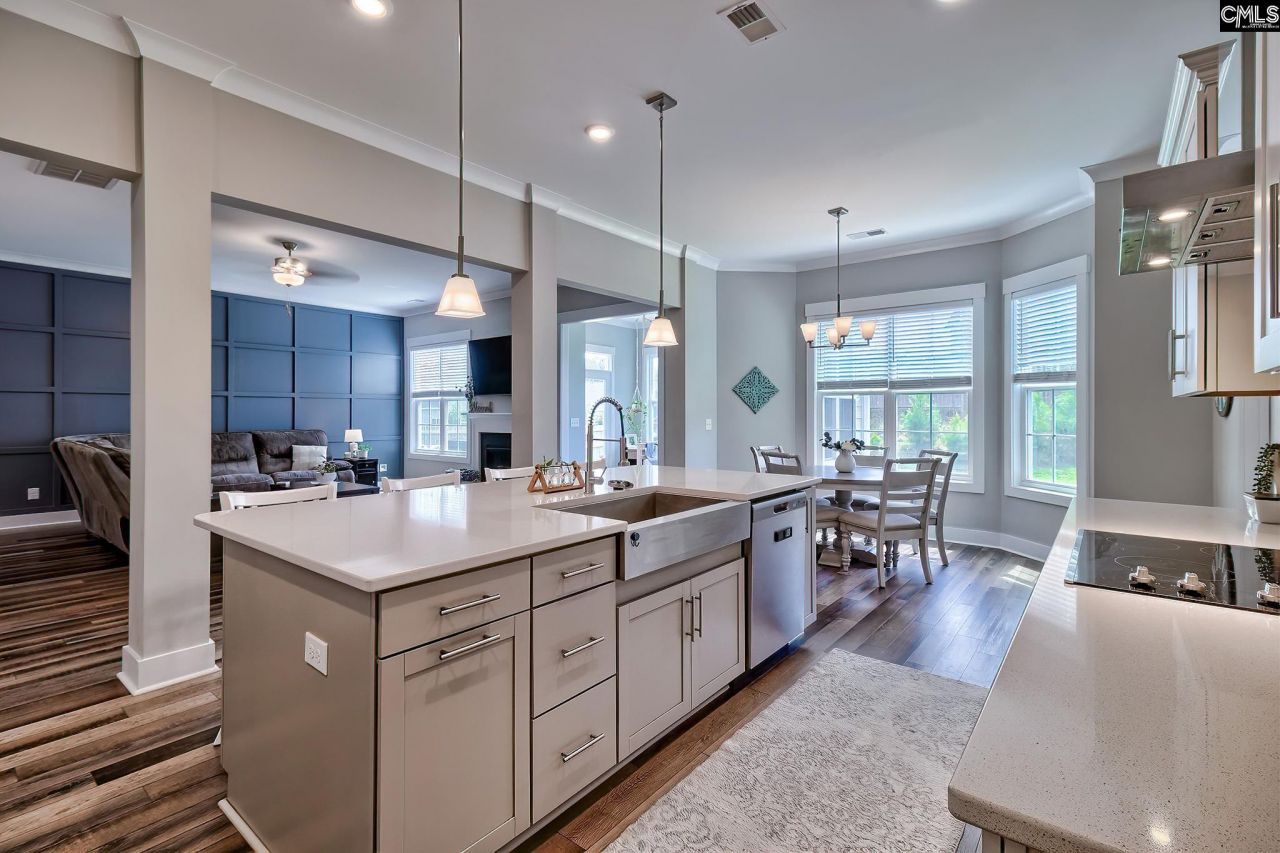 620 Sterling Brook Drive Photo 7