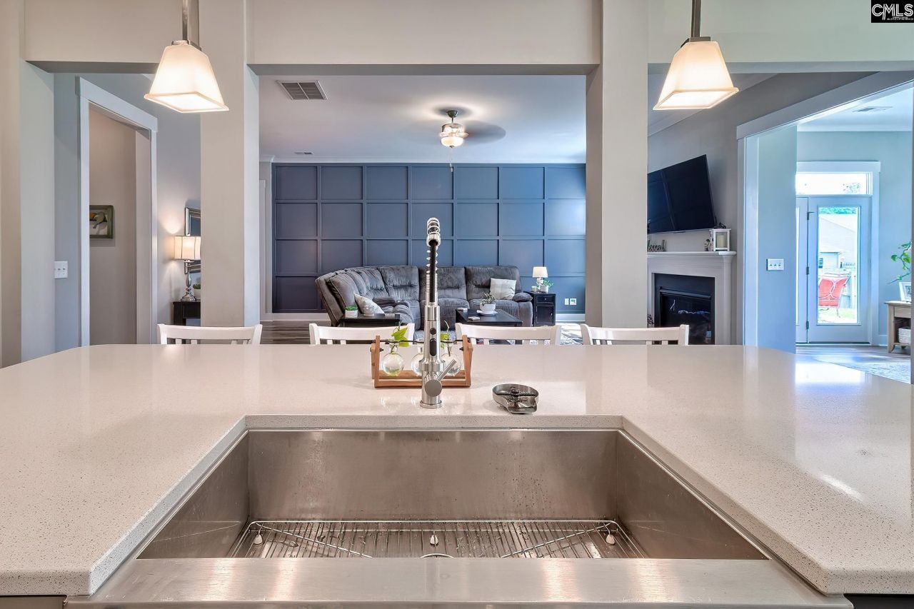 620 Sterling Brook Drive Photo 9