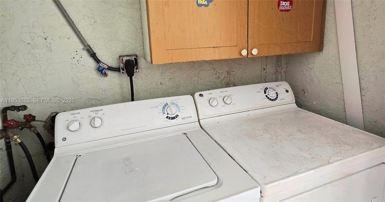 2455 NW 161st St, Miami Gardens, FL 33054 Photo