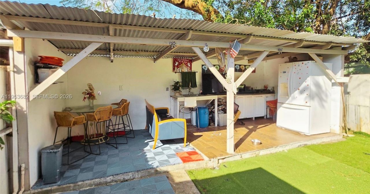 2455 NW 161st St, Miami Gardens, FL 33054 Photo