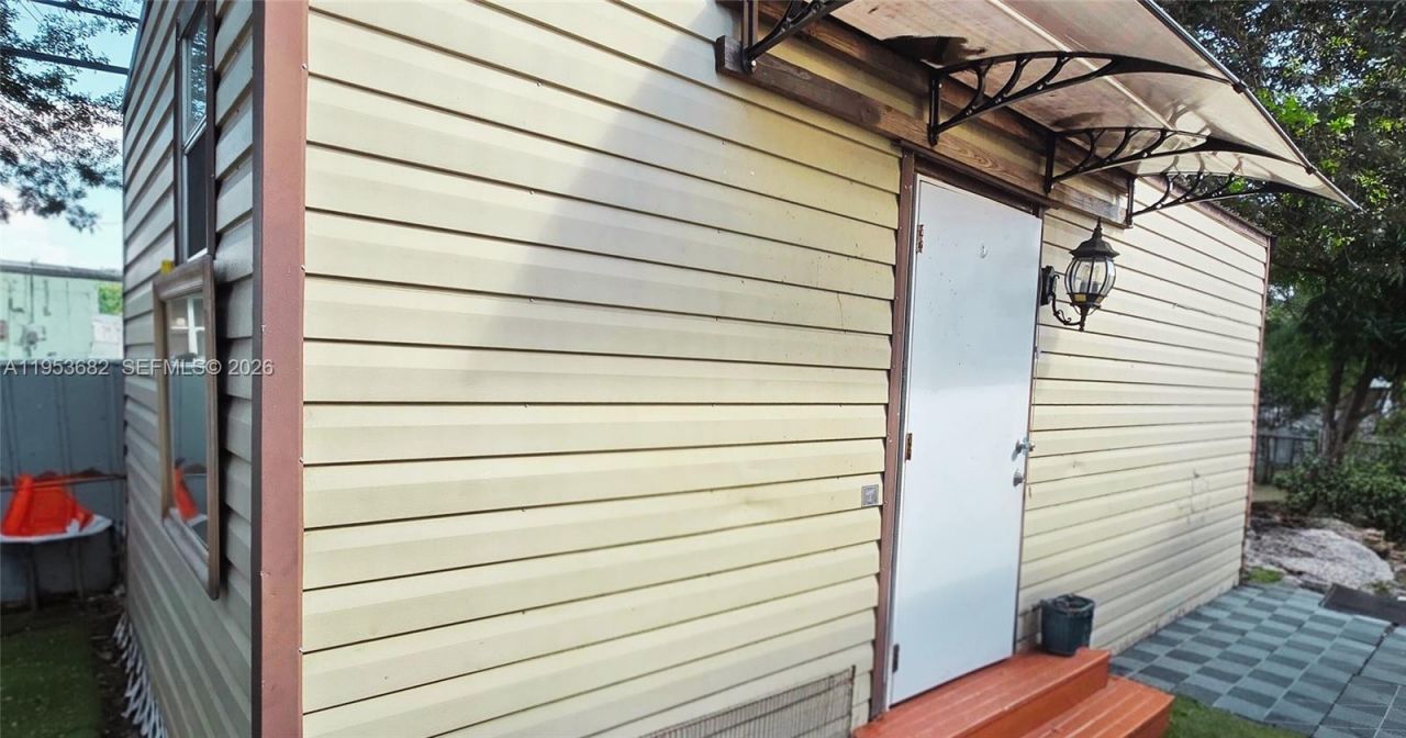 2455 NW 161st St, Miami Gardens, FL 33054 Photo