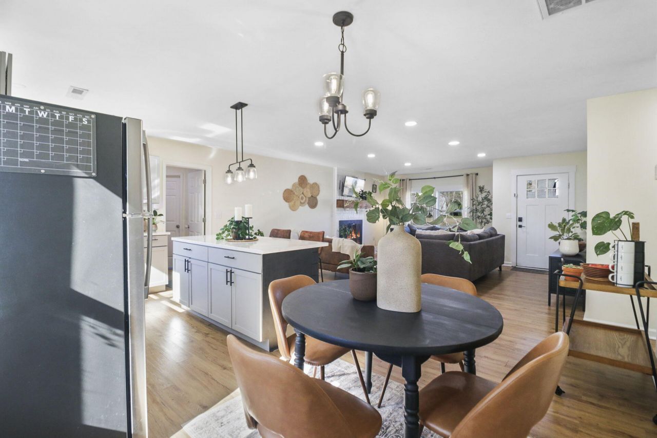 109 Marion Road Photo 13