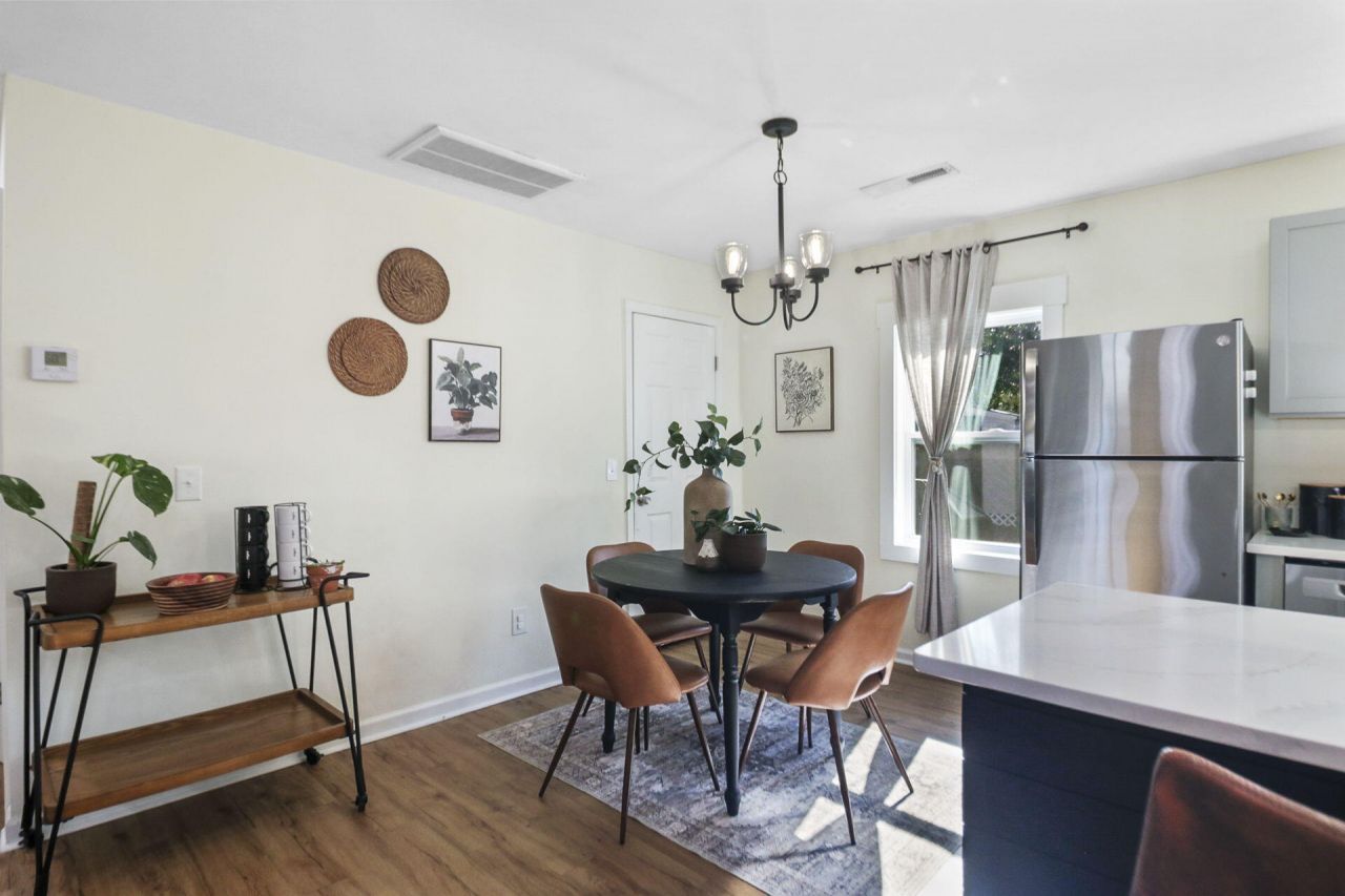 109 Marion Road Photo 14