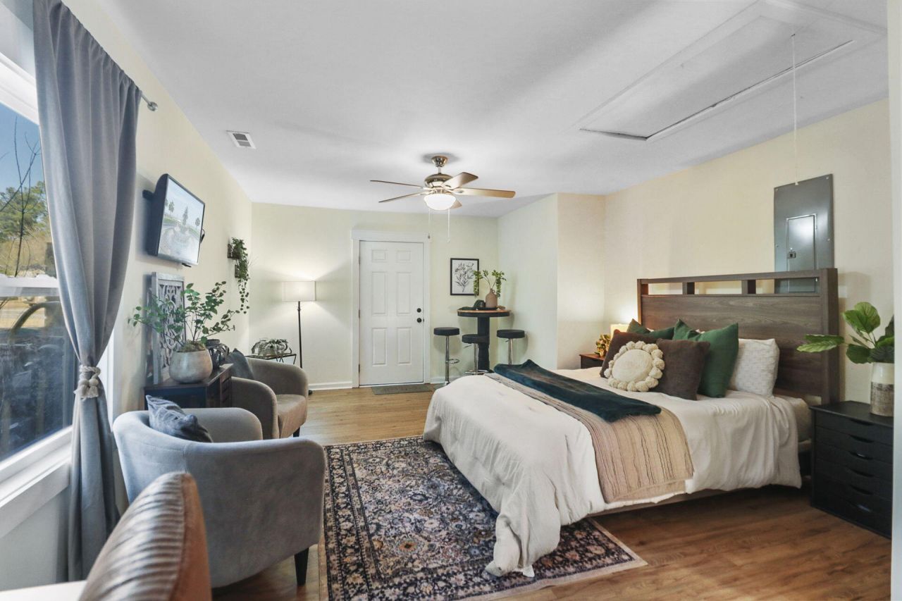 109 Marion Road Photo 18