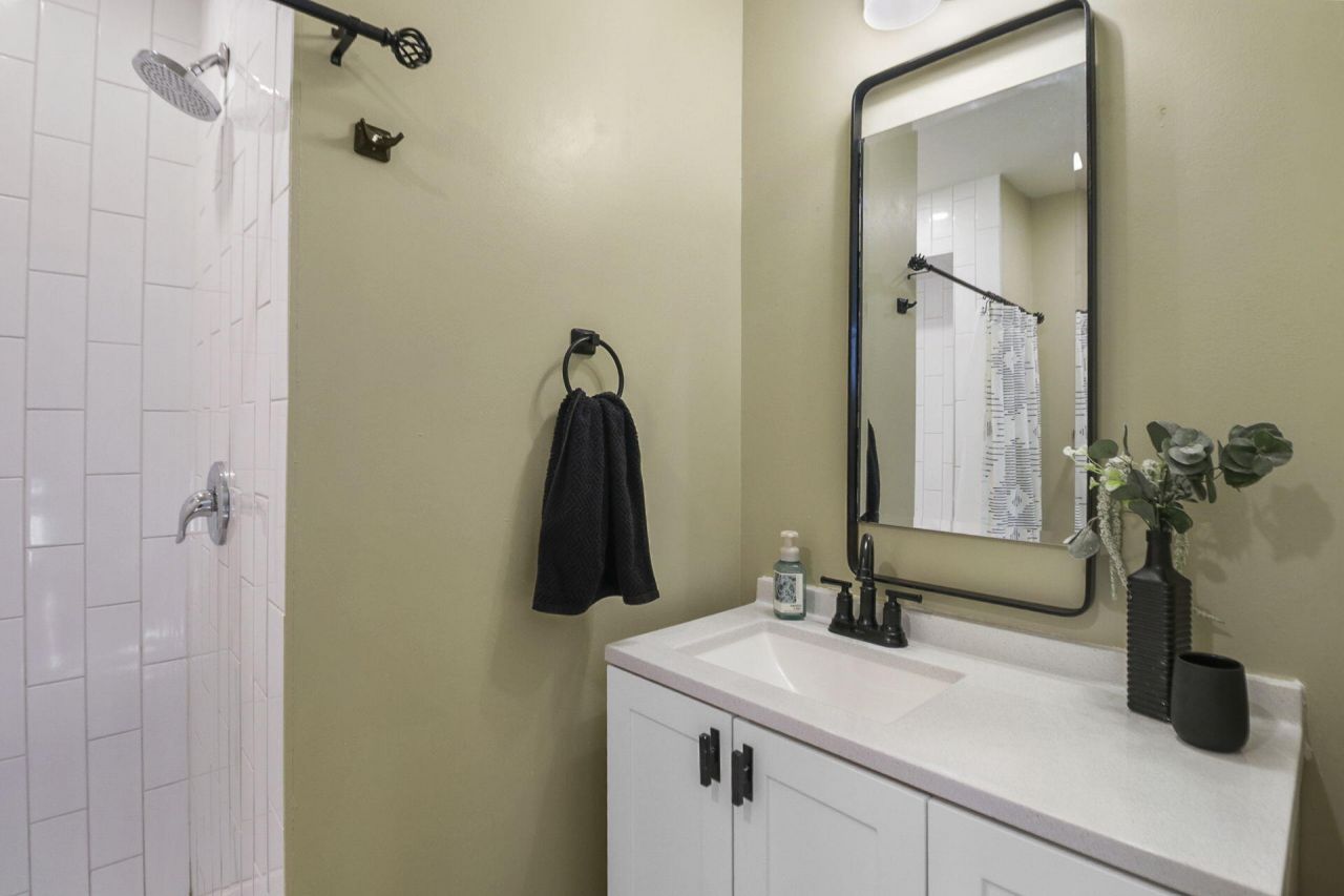 109 Marion Road Photo 20