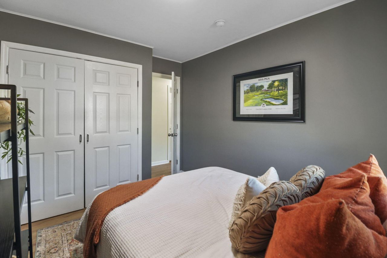 109 Marion Road Photo 24