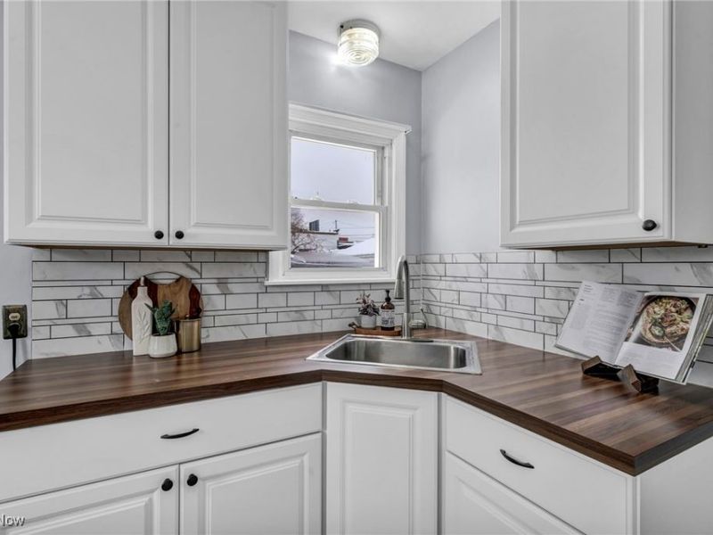 1078 Lindsay Avenue, Akron, OH 44306 Photo 11