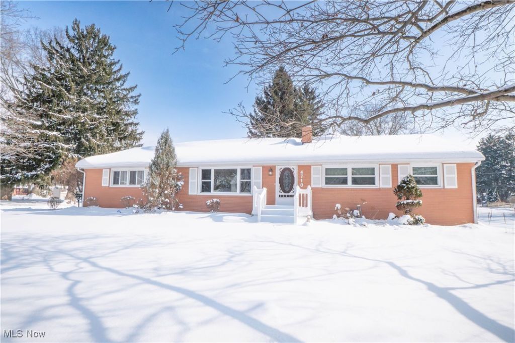 4710 Brunnerdale Avenue Nw, Canton, OH 44718 Main Photo