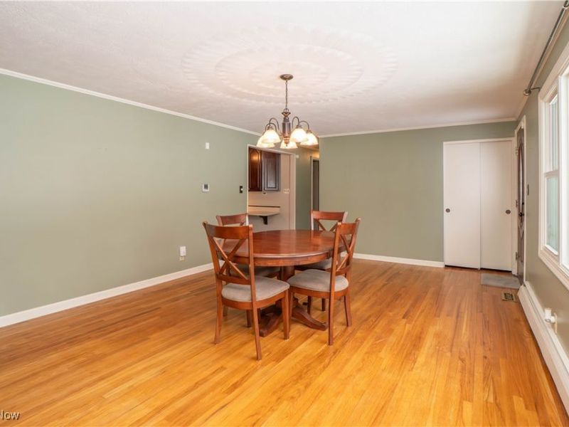 4710 Brunnerdale Avenue NW, Canton, OH 44718 Photo 7