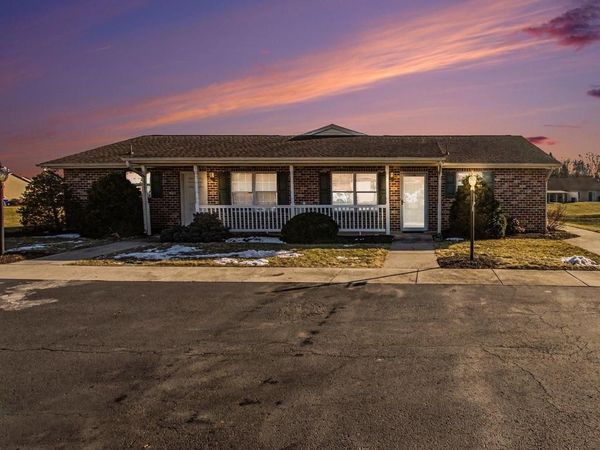 5 B MEL RON COURT, CARLISLE, PA 17015