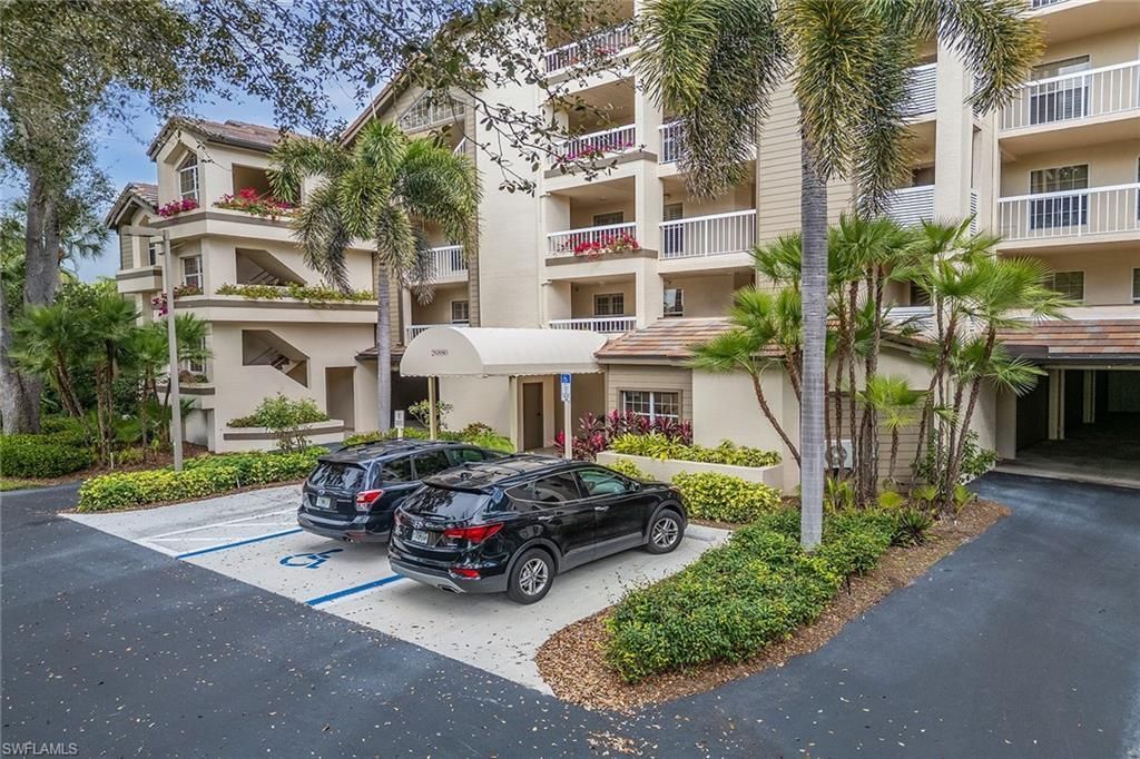 26880 Wedgewood Dr, Unit 202, Bonita Springs, FL 34134 Photo