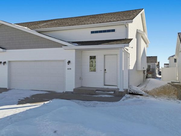 6038 59th Street S, Fargo, ND 58104