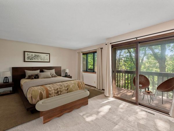 2671 Sumac Ridge, White Bear Lake, MN 55110