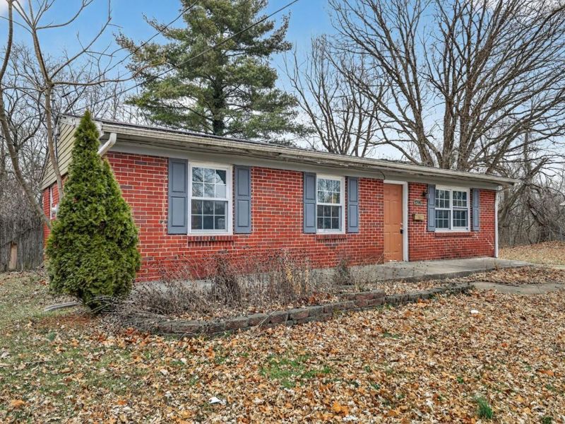 7946 Fairhope Court, Springfield Twp., OH 45224 Photo 2
