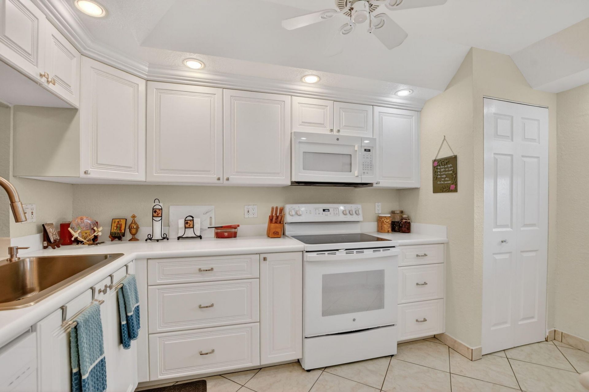 1537 E Hillsboro Boulevard, Unit 444, Deerfield Beach, FL 33441 Photo