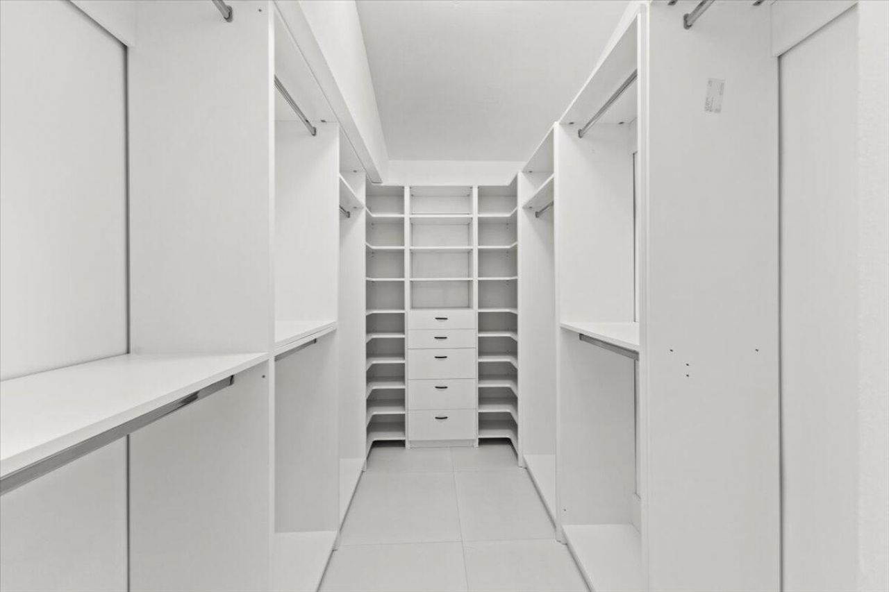 20221 NW 8th Street, Pembroke Pines, FL 33029 Photo