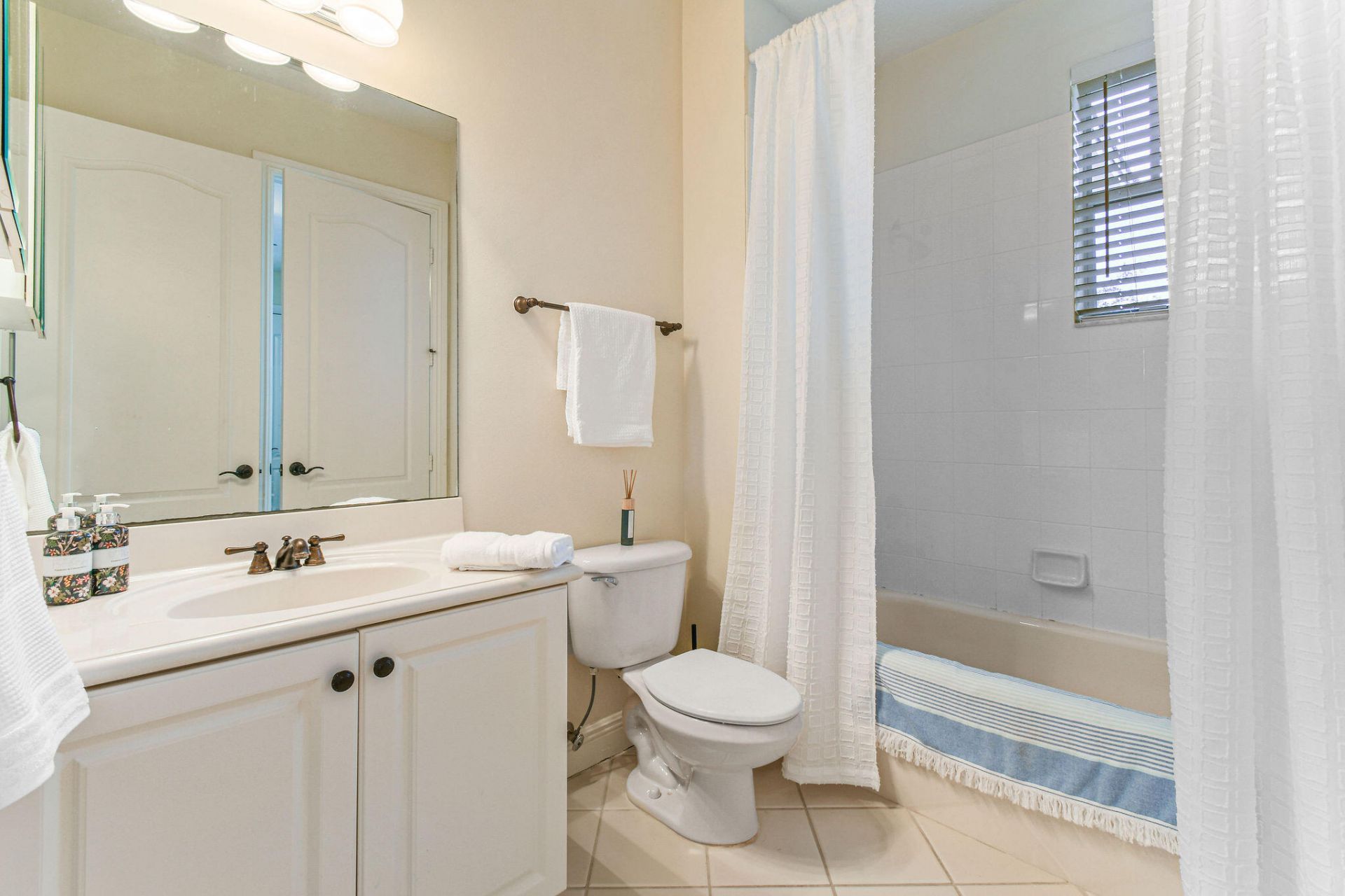 256 W Bay Cedar Circle, Jupiter, FL 33458 Photo