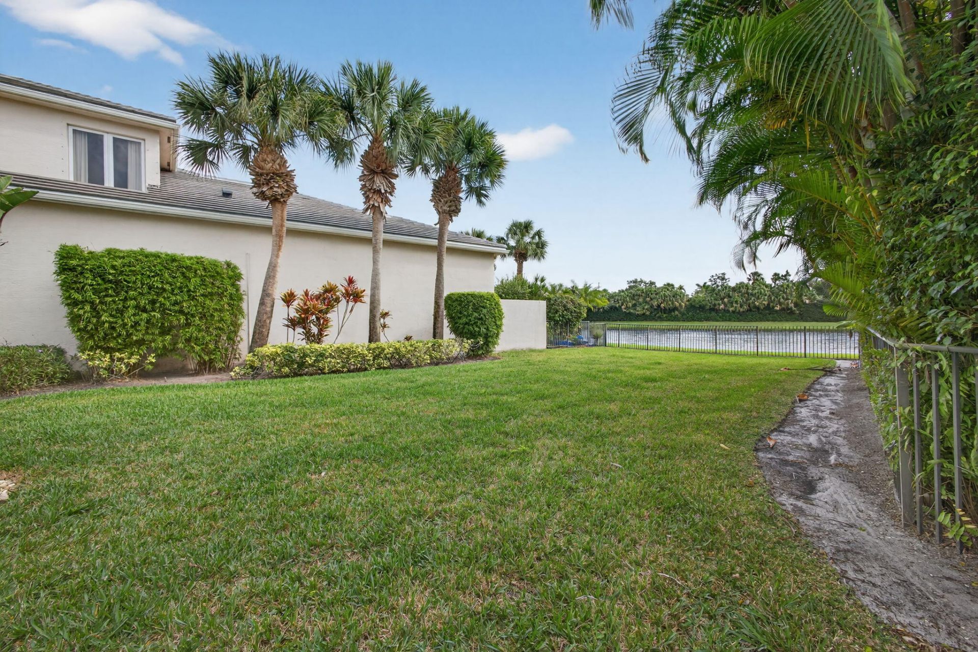 502 Via Toledo, Palm Beach Gardens, FL 33418 Photo