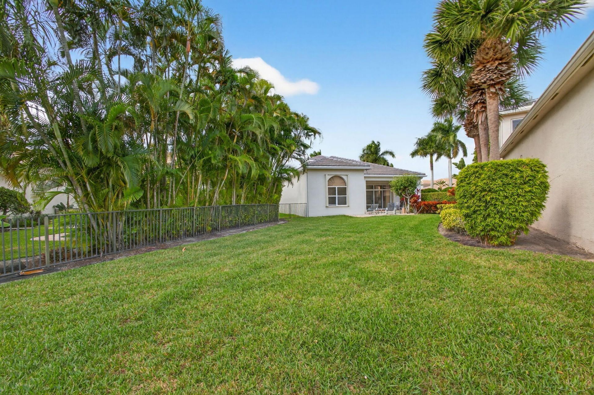 502 Via Toledo, Palm Beach Gardens, FL 33418 Photo