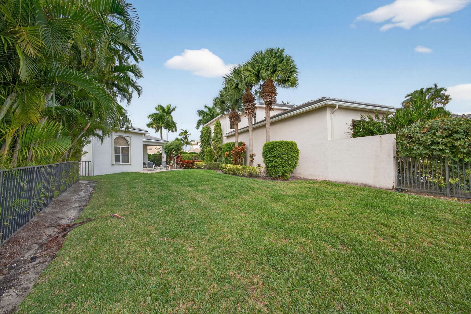 502 Via Toledo, Palm Beach Gardens, FL 33418 Photo