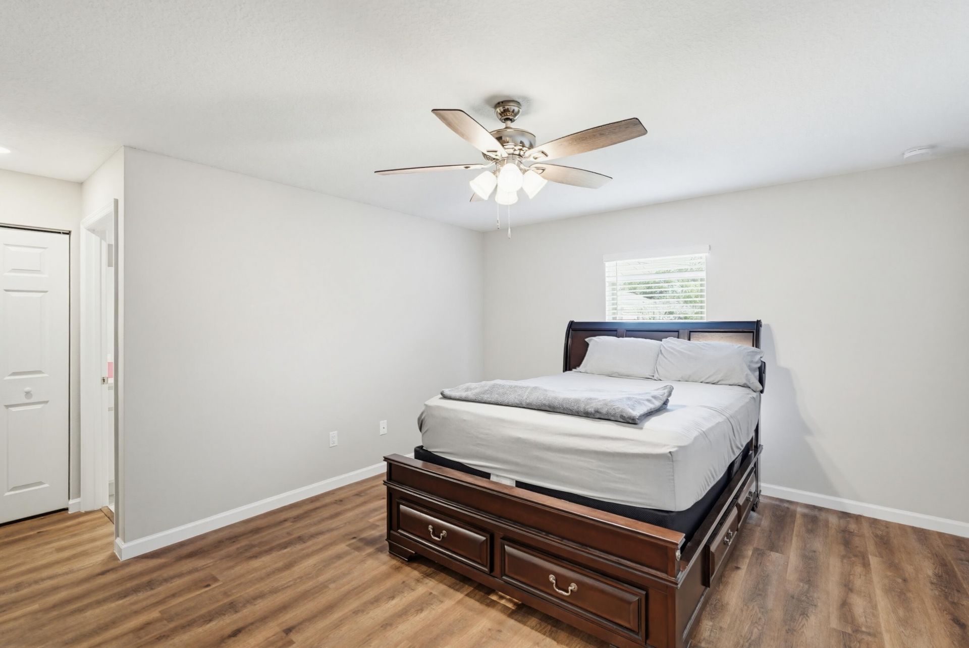 521 NW Colonial Street, Port Saint Lucie, FL 34983 Photo