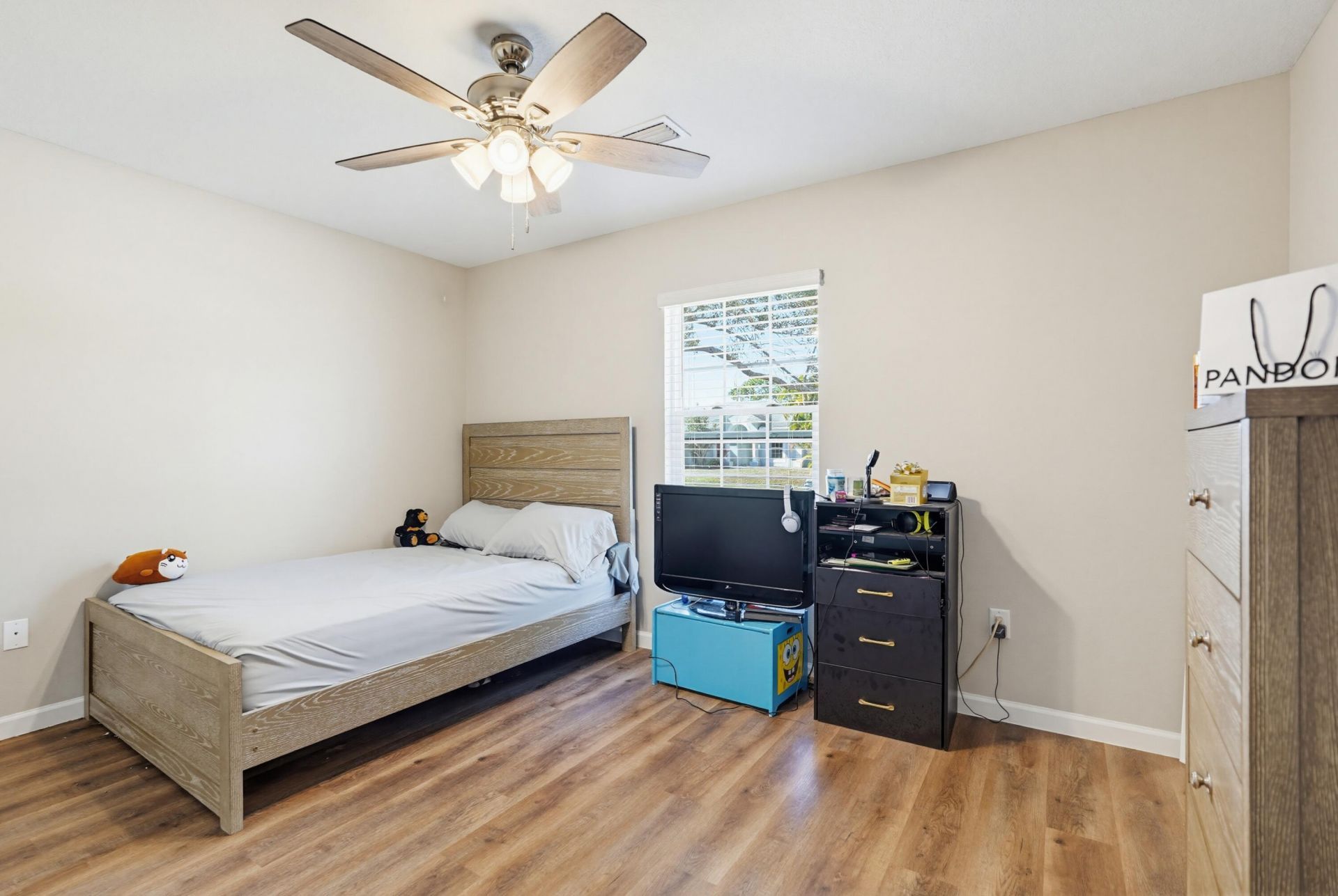 521 NW Colonial Street, Port Saint Lucie, FL 34983 Photo