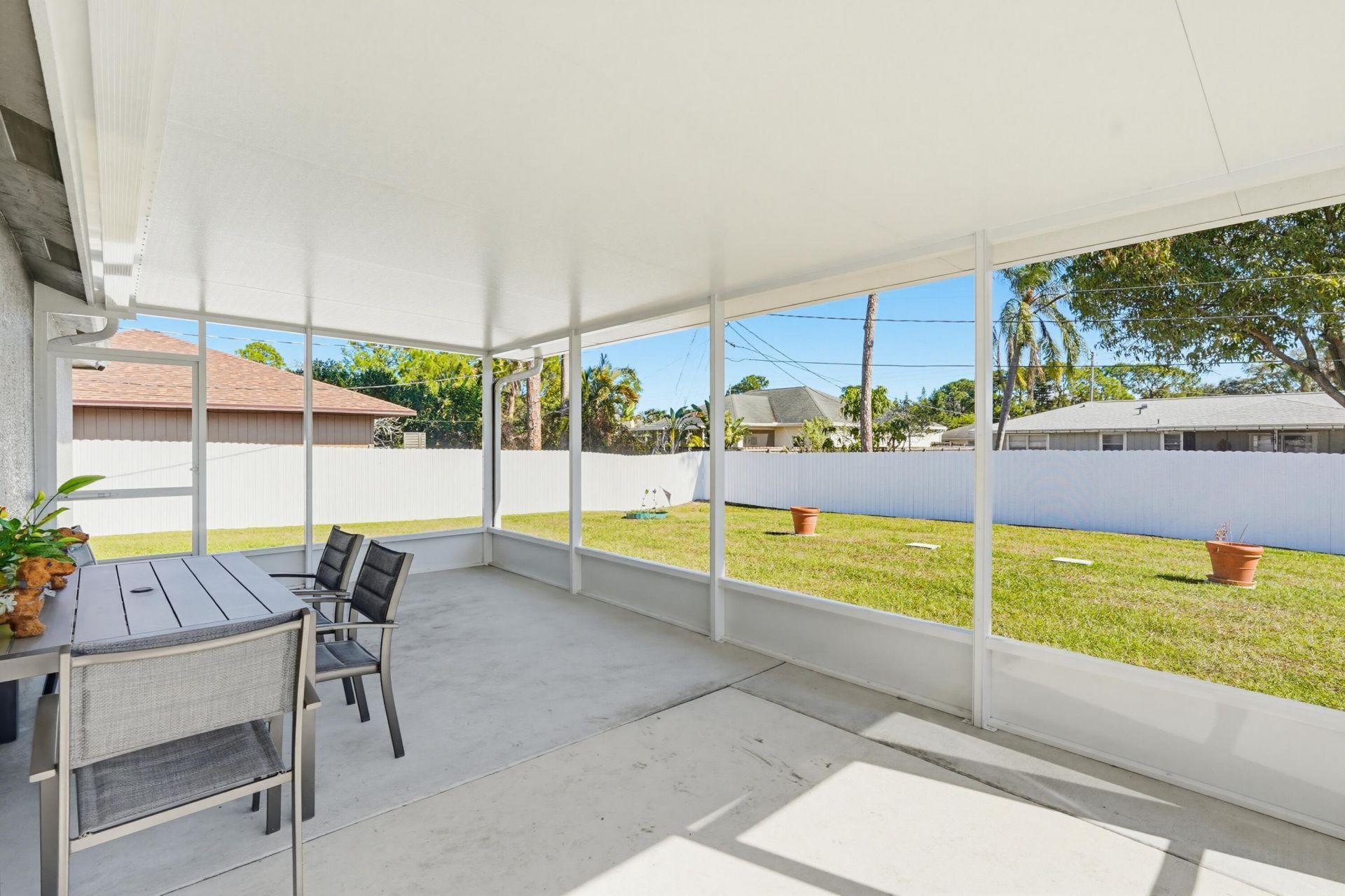 521 NW Colonial Street, Port Saint Lucie, FL 34983 Photo