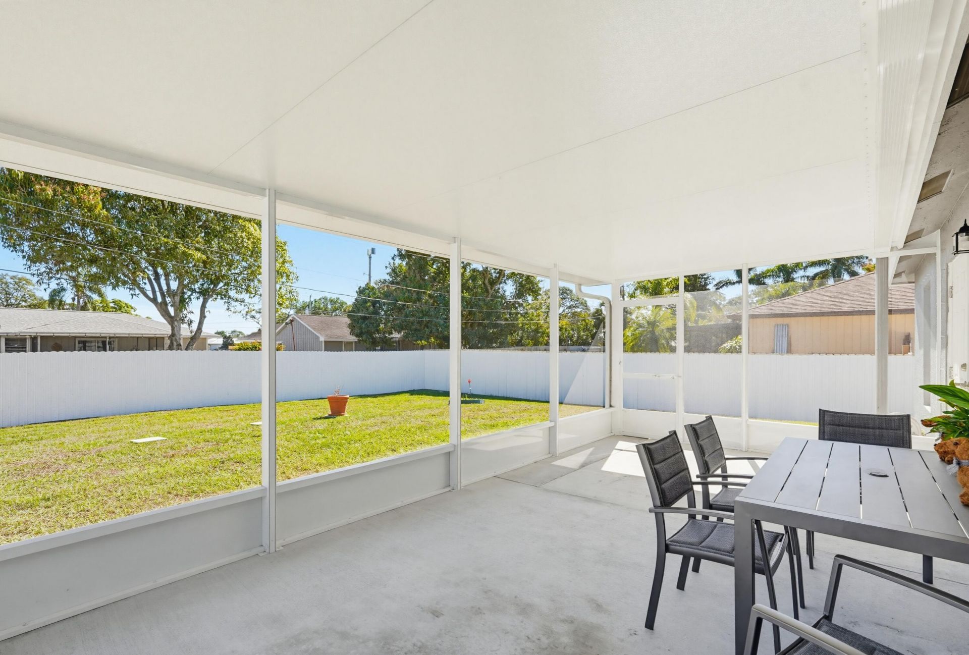 521 NW Colonial Street, Port Saint Lucie, FL 34983 Photo