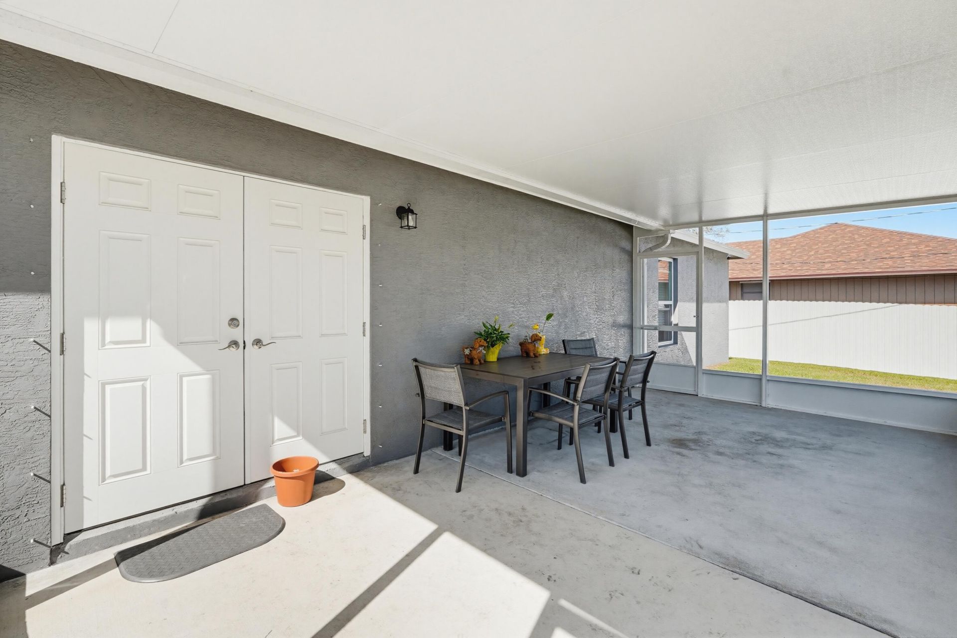 521 NW Colonial Street, Port Saint Lucie, FL 34983 Photo