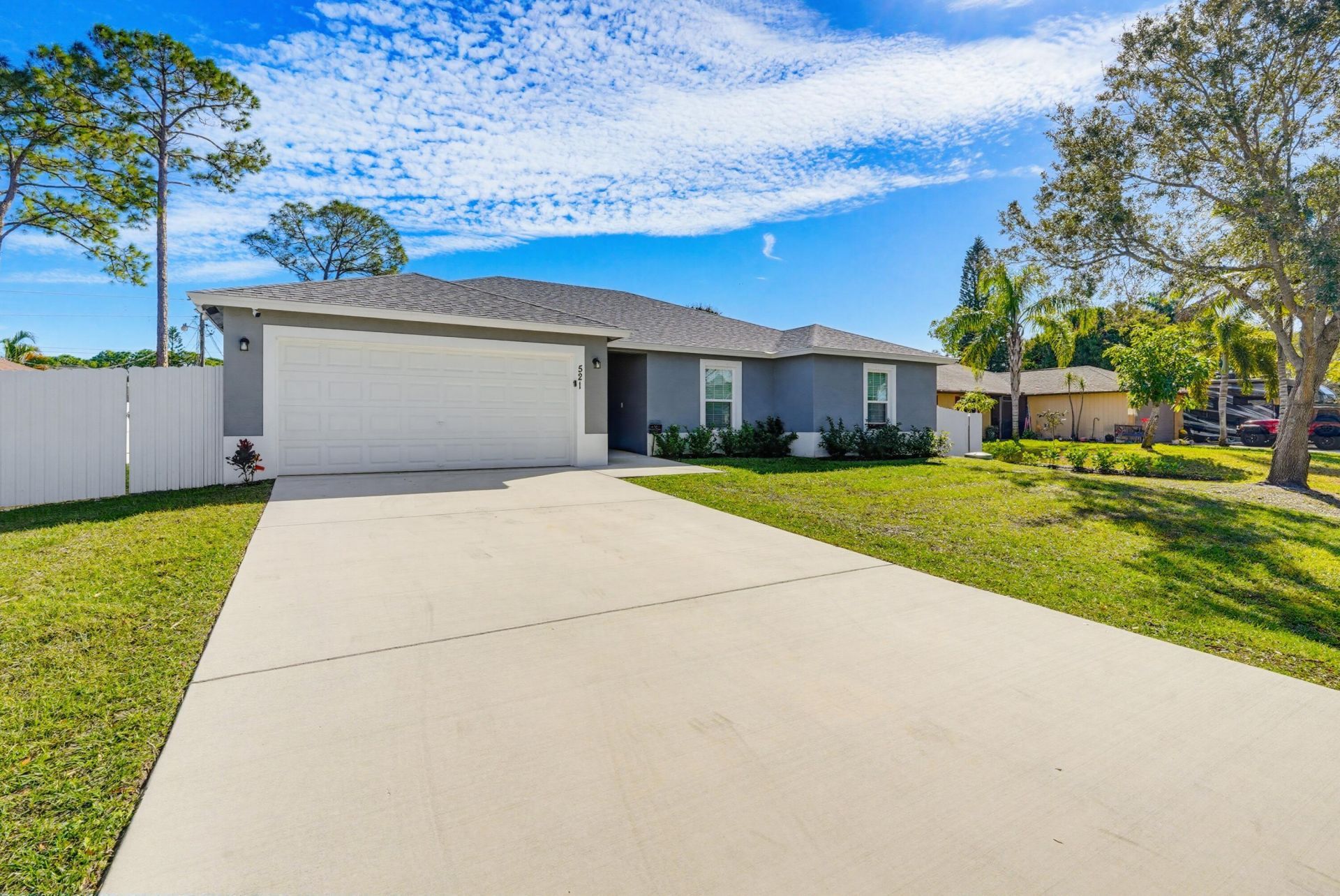 521 NW Colonial Street, Port Saint Lucie, FL 34983 Photo