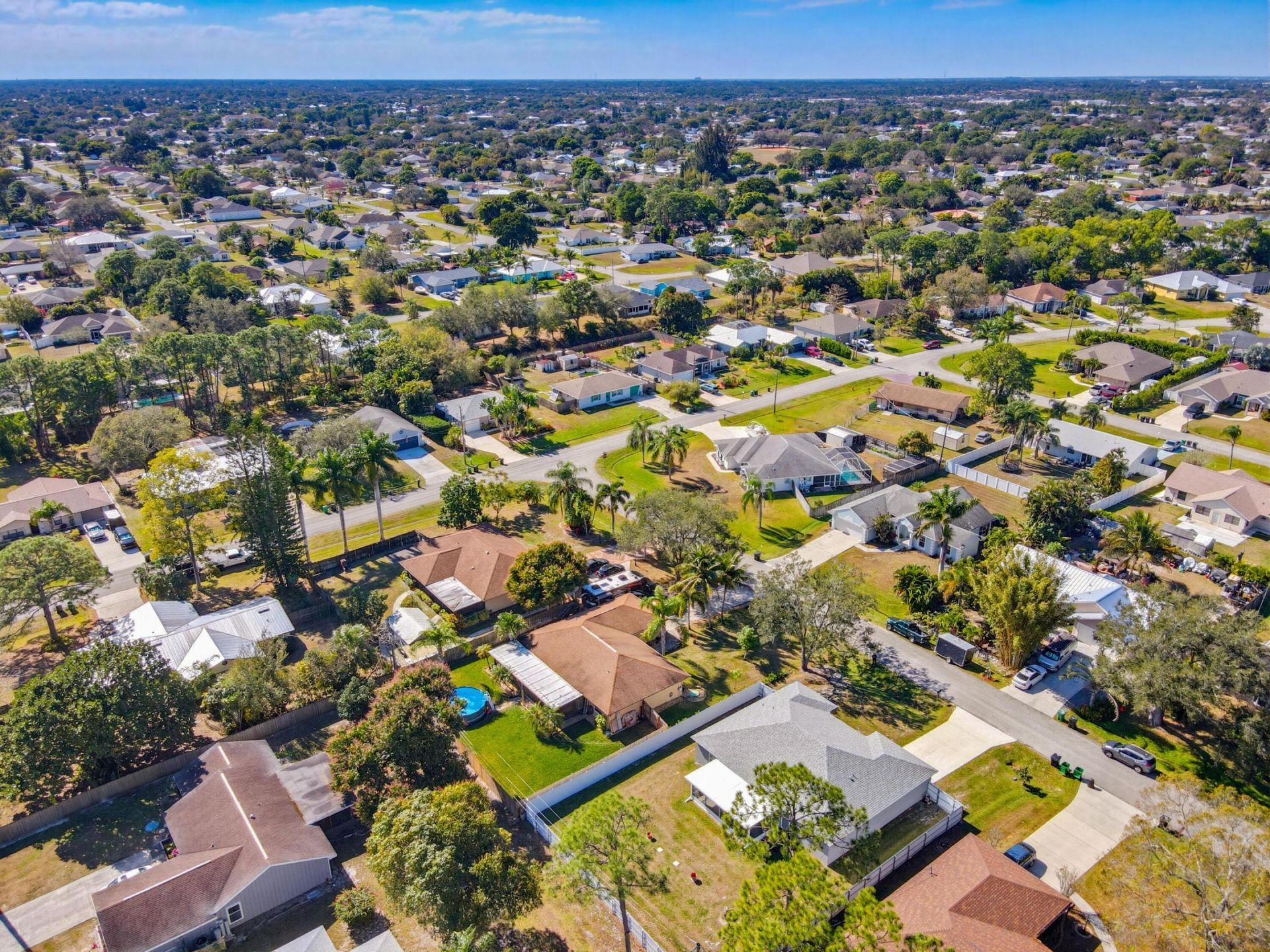 521 NW Colonial Street, Port Saint Lucie, FL 34983 Photo