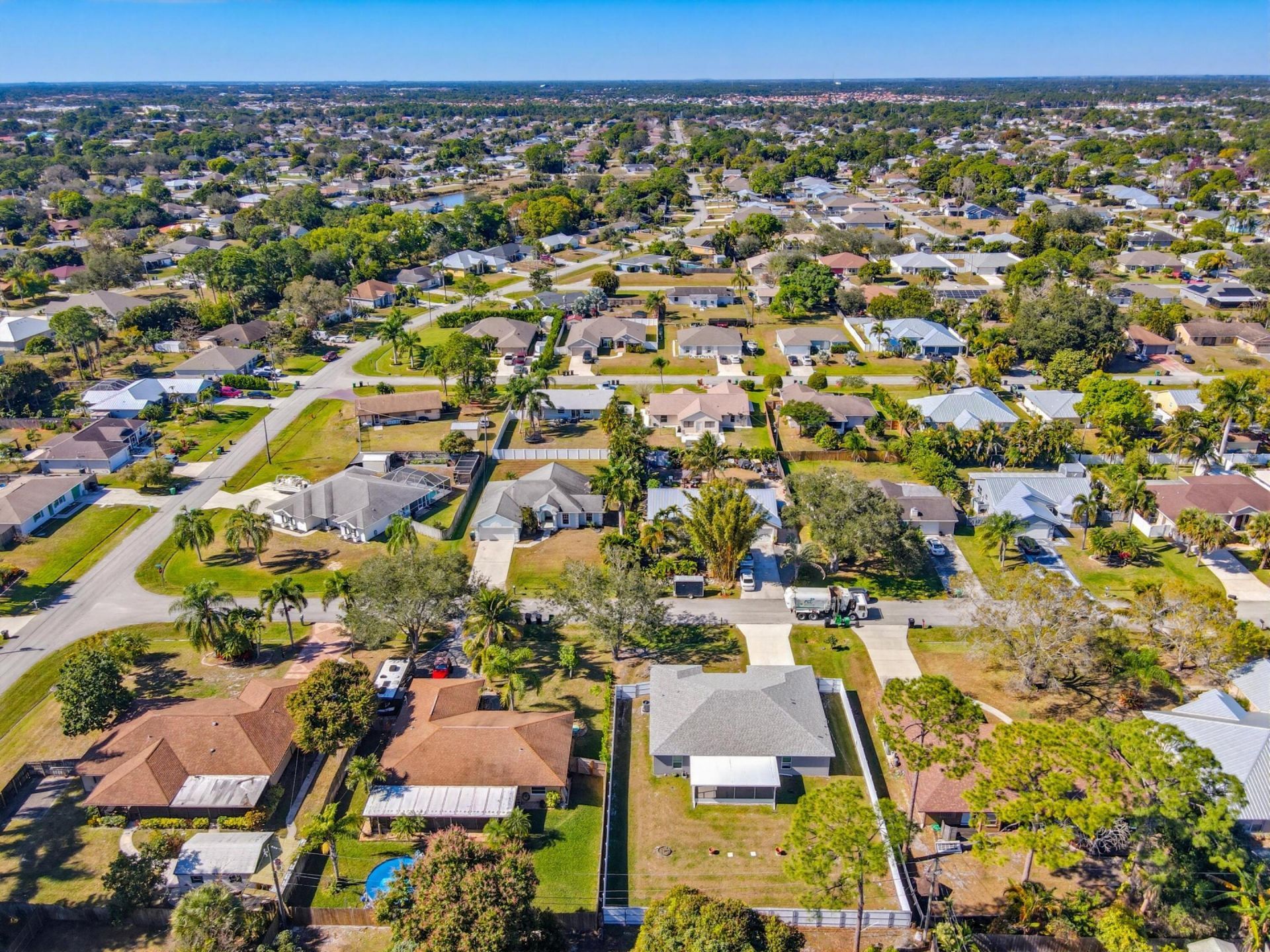 521 NW Colonial Street, Port Saint Lucie, FL 34983 Photo