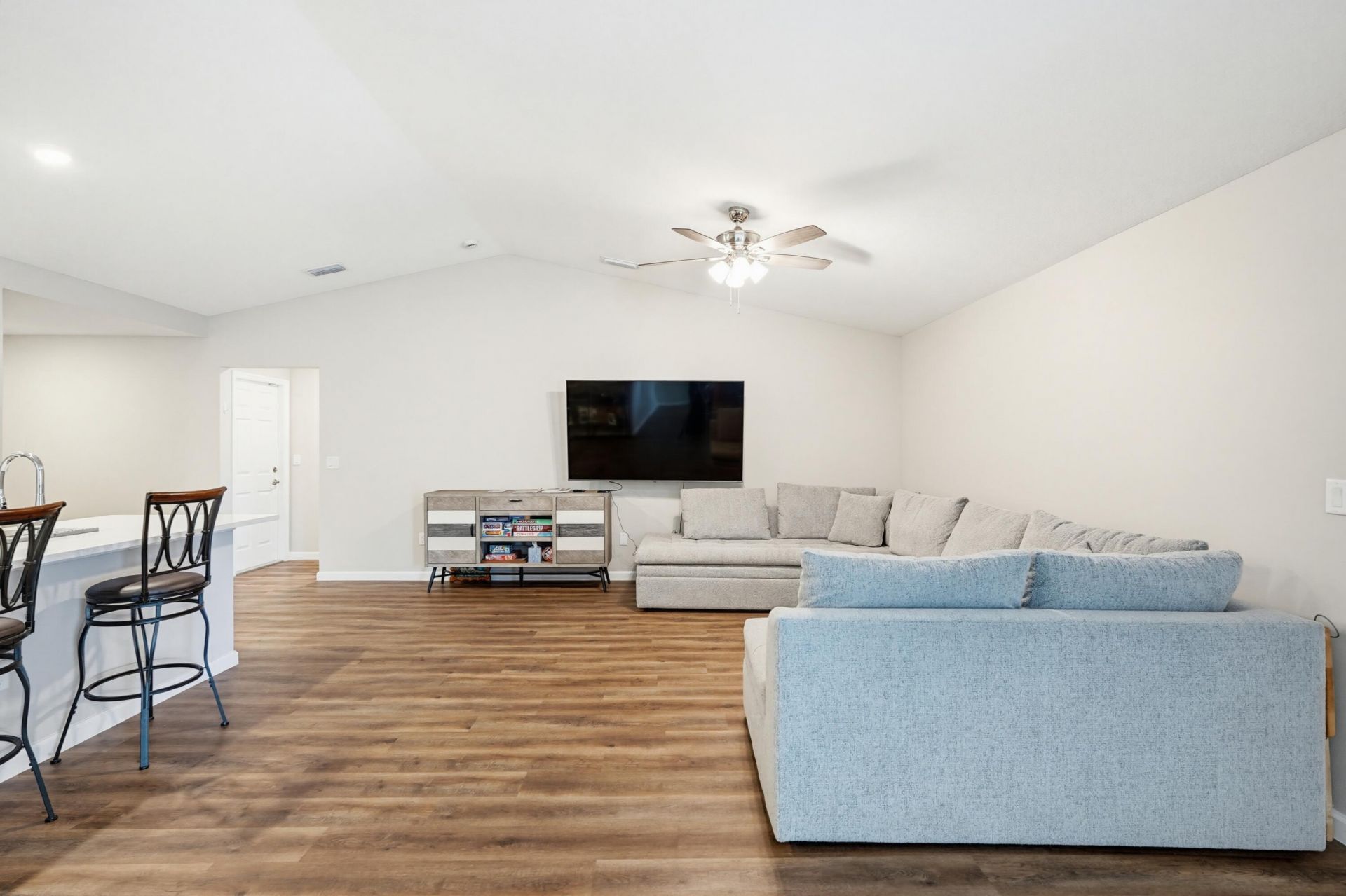 521 NW Colonial Street, Port Saint Lucie, FL 34983 Photo