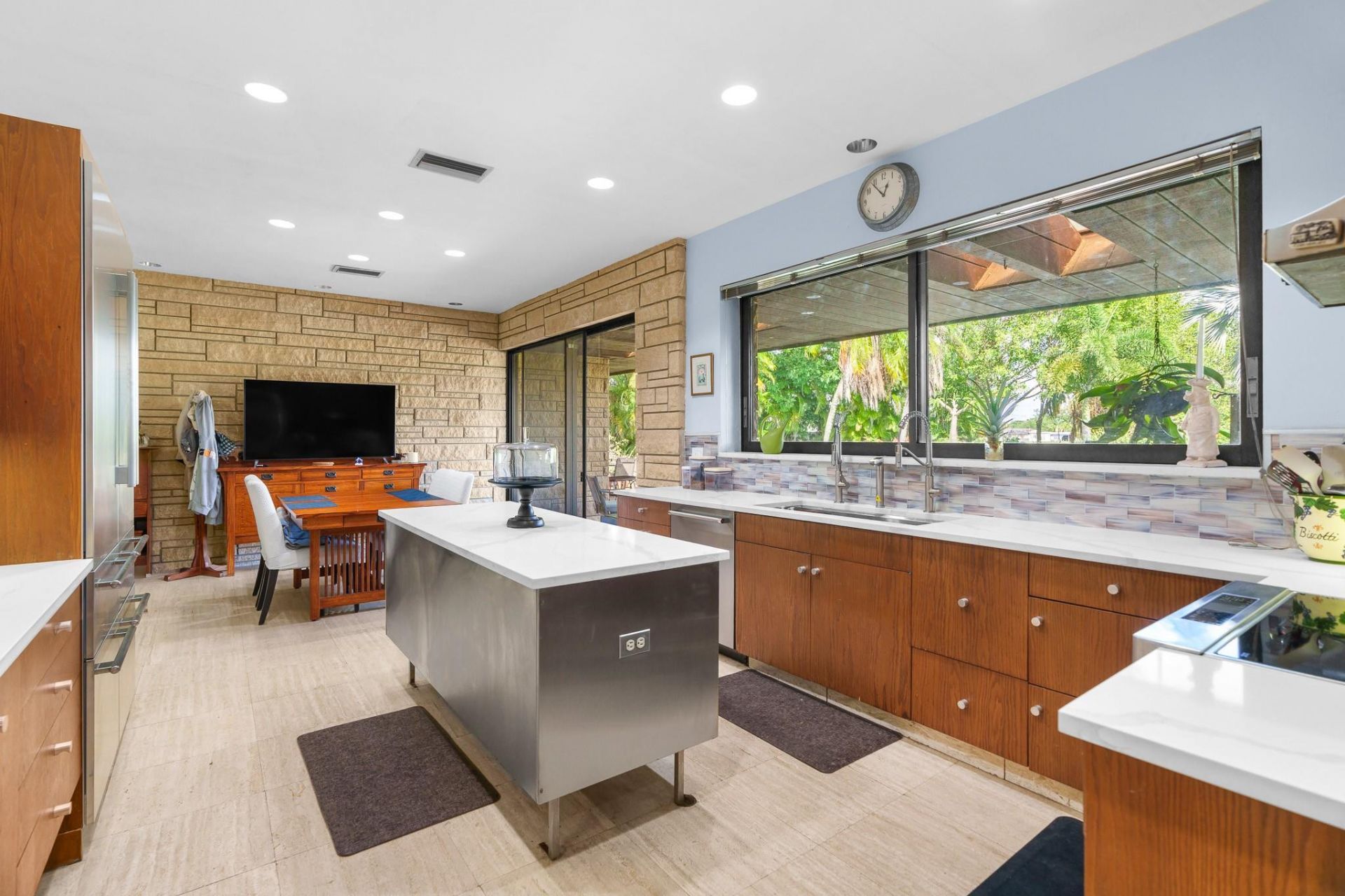 5300 White Oak Lane, Tamarac, FL 33319 Photo