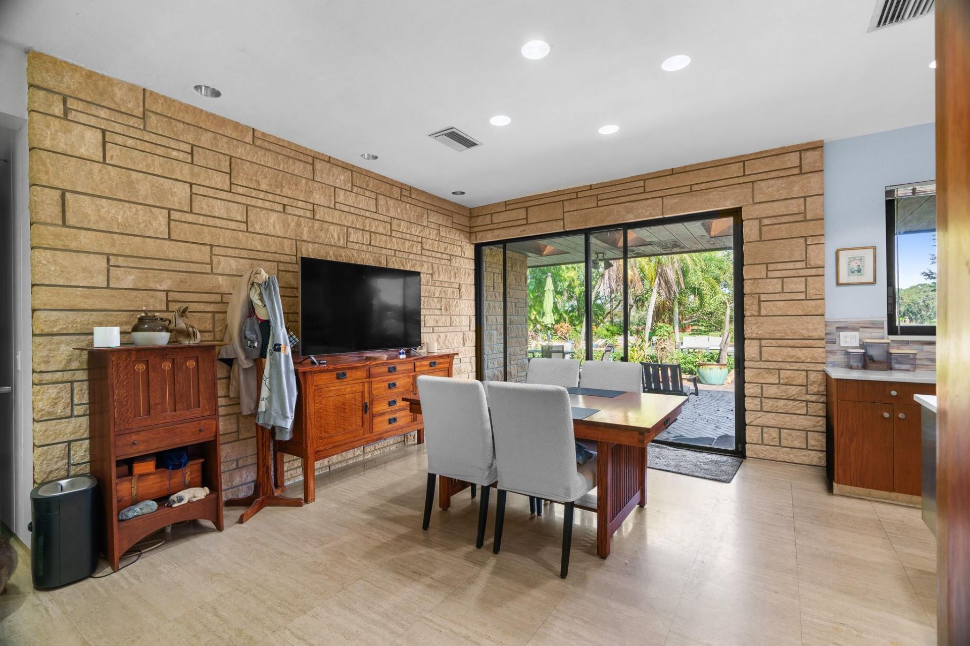 5300 White Oak Lane, Tamarac, FL 33319 Photo