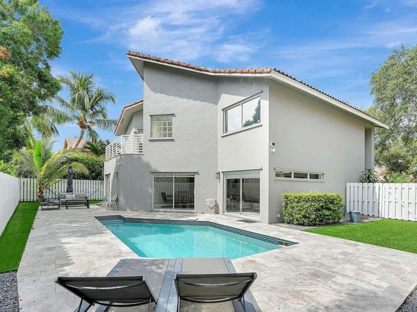 6260 NW 58th Way, Parkland, FL 33067