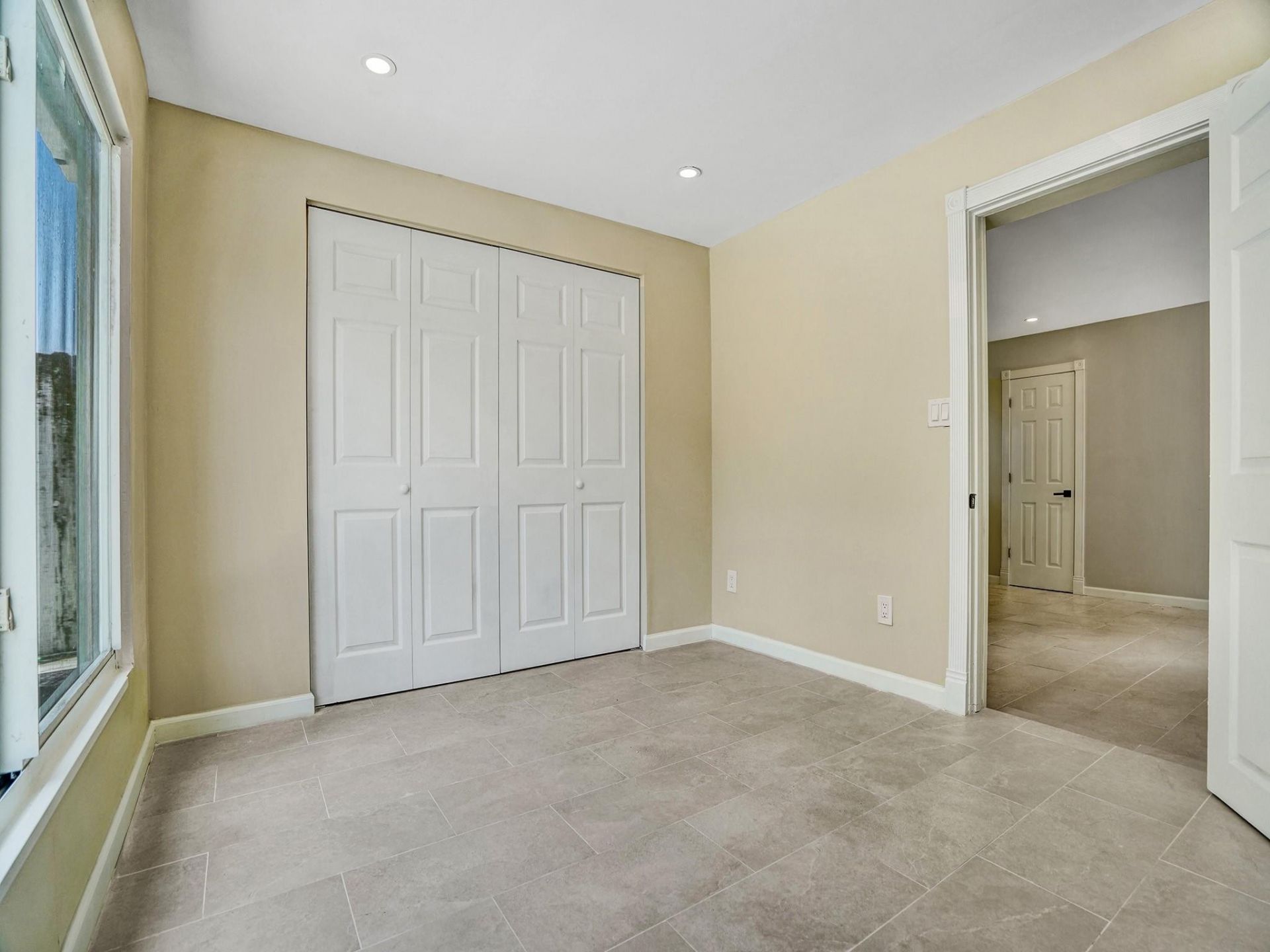 2442 Garfield Street, Unit 4, Hollywood, FL 33020 Photo