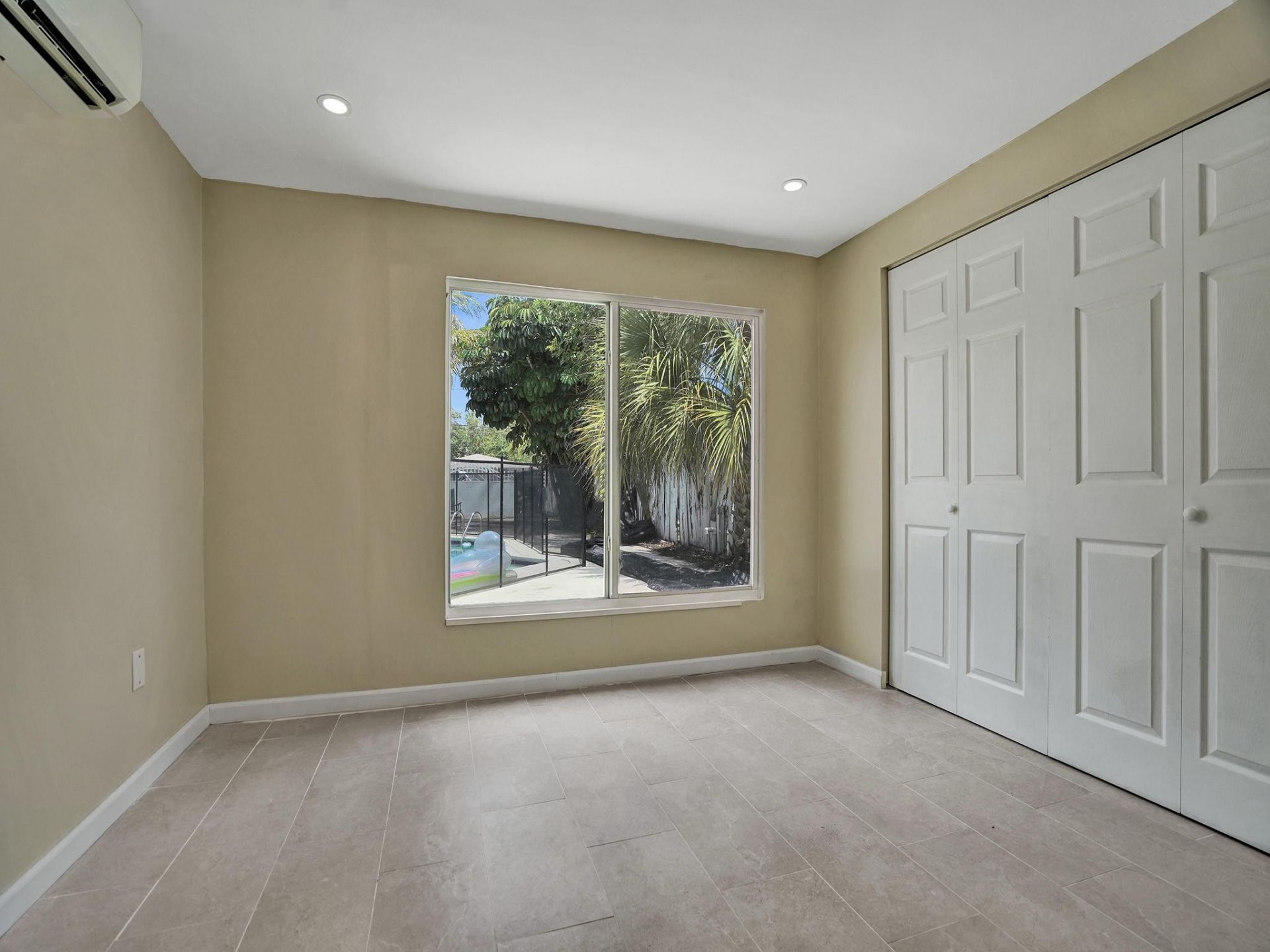 2442 Garfield Street, Unit 4, Hollywood, FL 33020 Photo