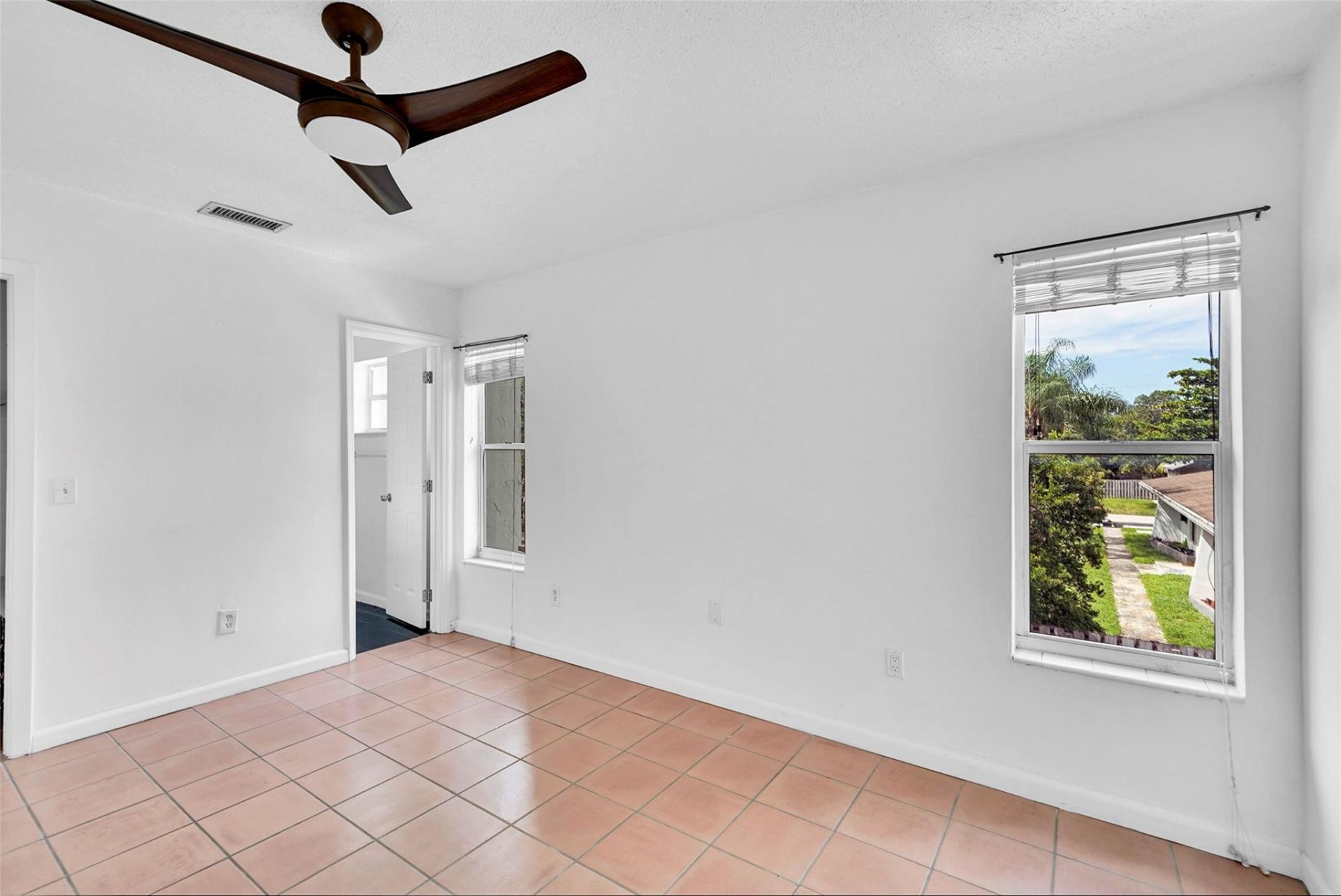 1005 SW 15th Avenue, Unit 10, Fort Lauderdale, FL 33312 Photo