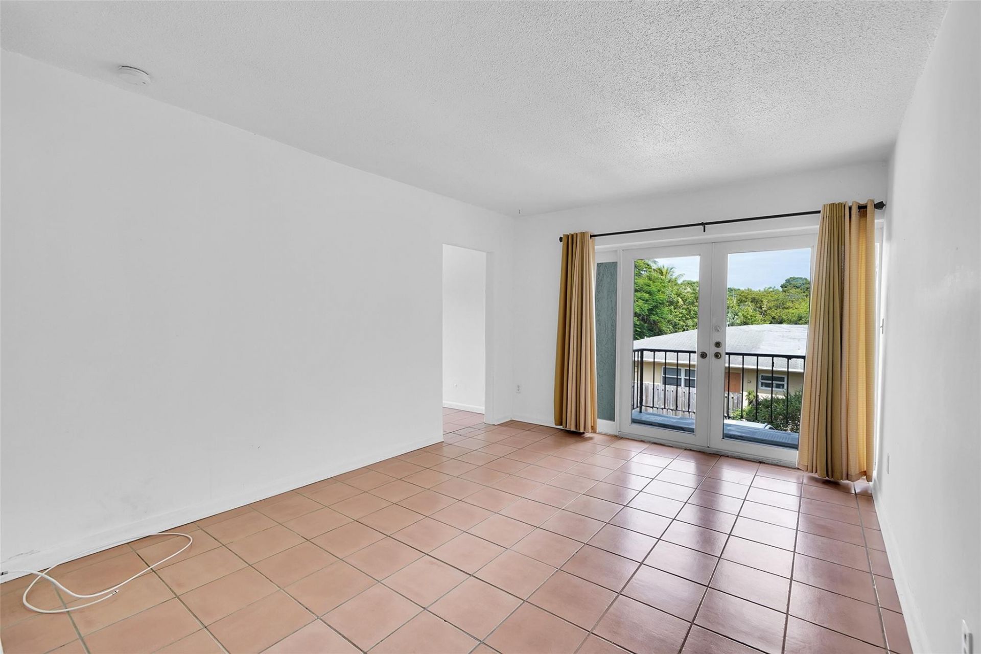 1005 SW 15th Avenue, Unit 10, Fort Lauderdale, FL 33312 Photo