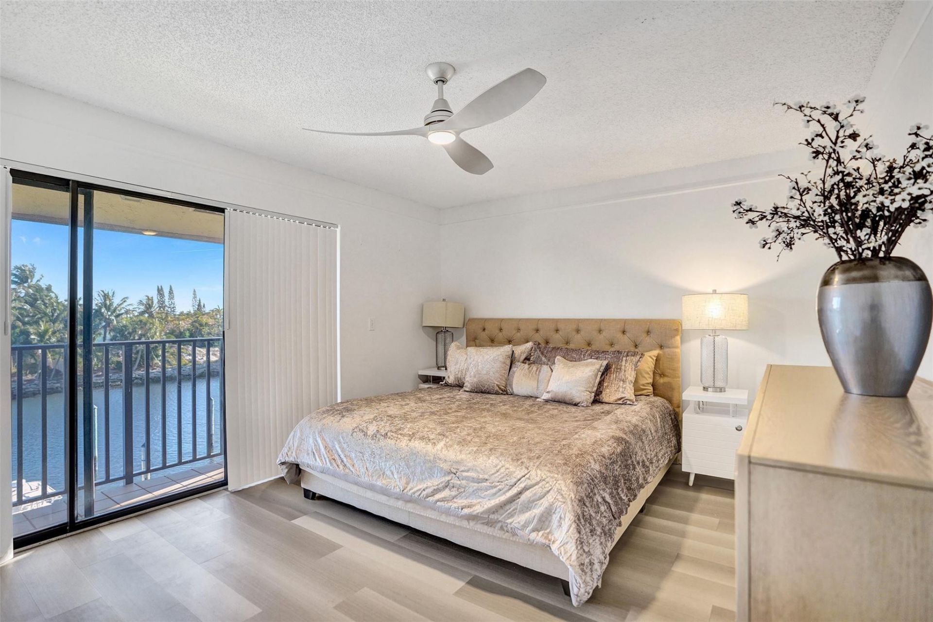 270 Captains Walk, Unit 310, Delray Beach, FL 33483 Photo